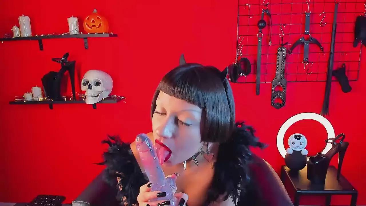 Matilda_Ardent —  #masturbation #bigass #anal #spanking #pussy #ass #feet