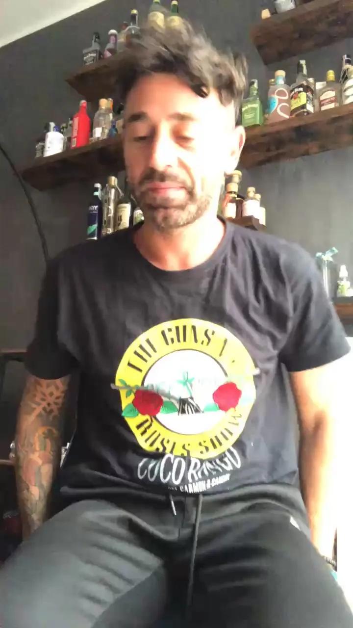 Offline Matteodom85 on Cam4