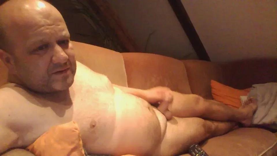 Offline matthimaus on Cam4