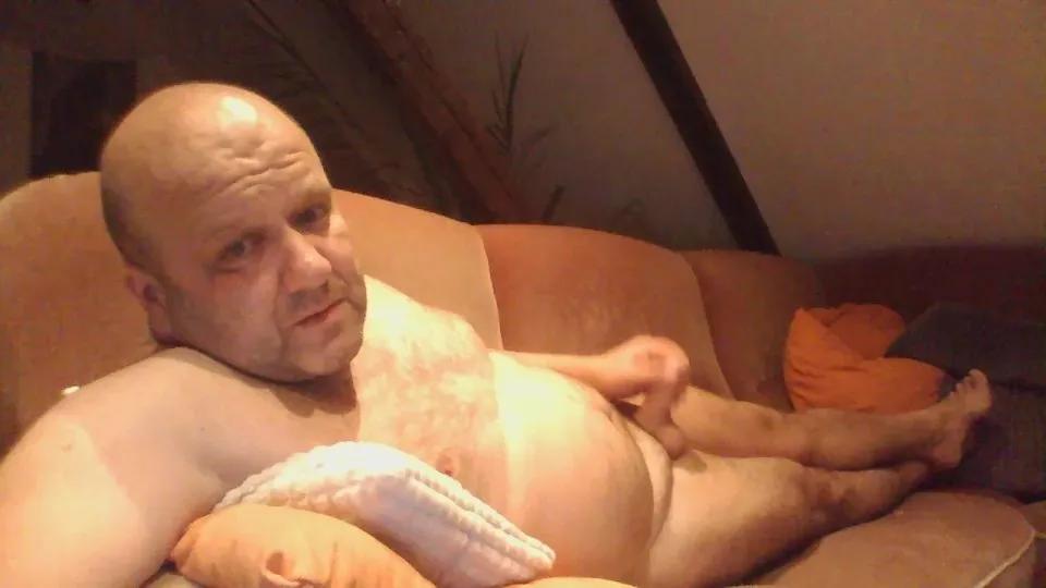 Offline matthimaus on Cam4