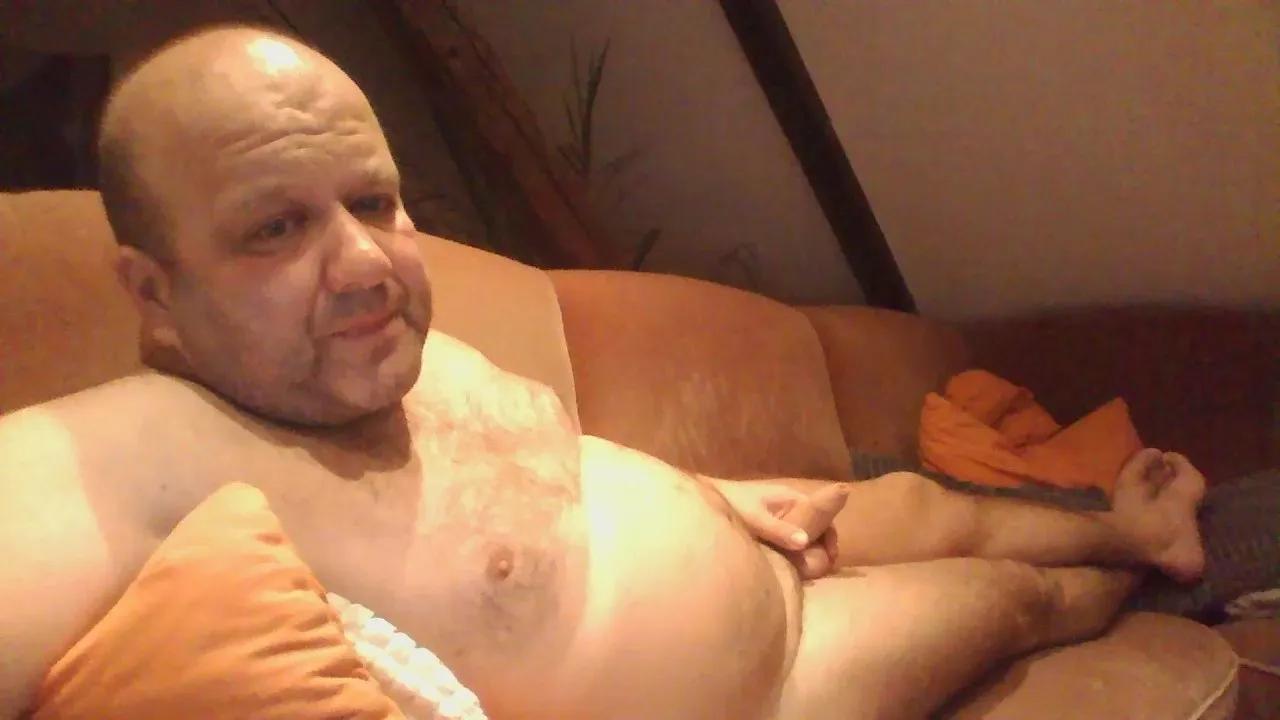 Offline matthimaus on Cam4