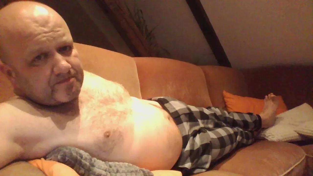 Offline matthimaus on Cam4