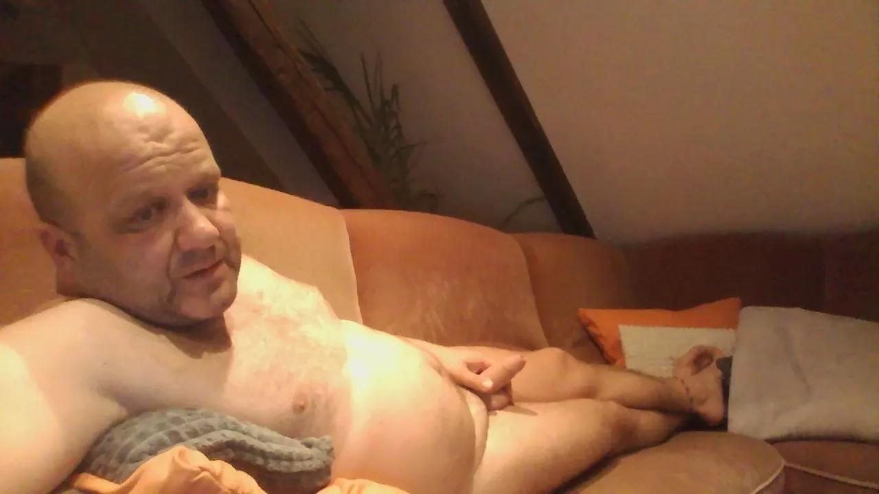 Offline matthimaus on Cam4