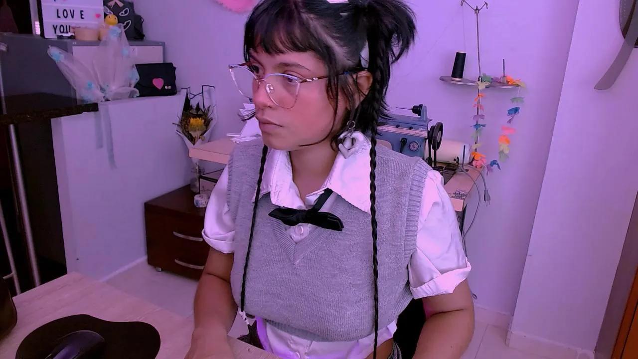 Mattilda18 on Cam4 