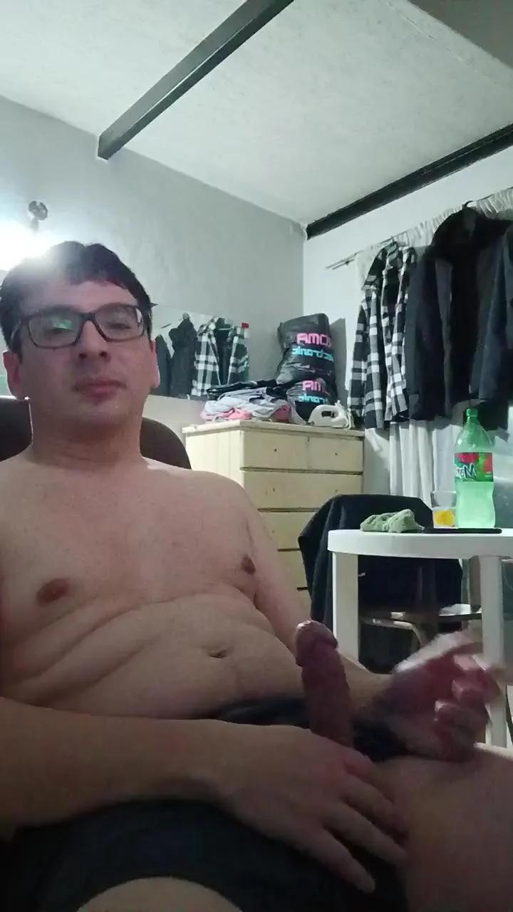 Maxiw7 — Freechat on Cam4