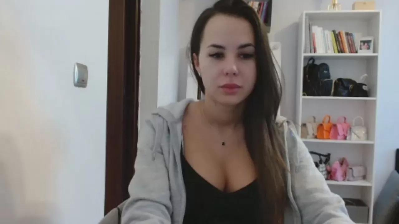 MayaDesire on Cam4 