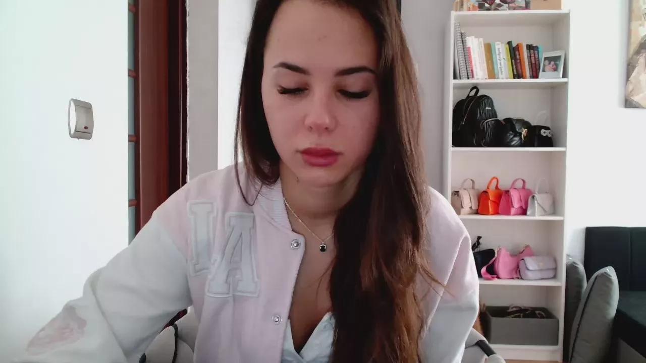 MayaDesire on Cam4 
