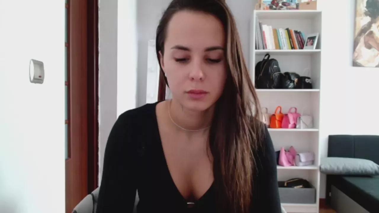 MayaDesire on Cam4 