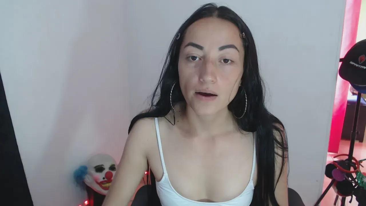 Offline Meegaan_lovee on Cam4