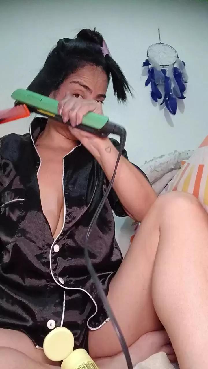 Freechat melishanton on Cam4