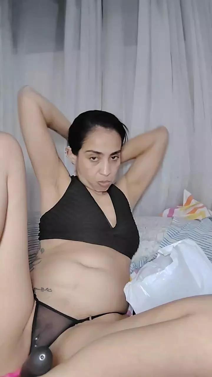 Freechat melishanton on Cam4