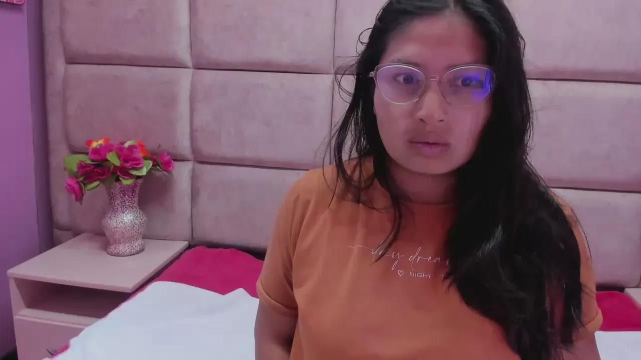 Miaa_Smith on Cam4 