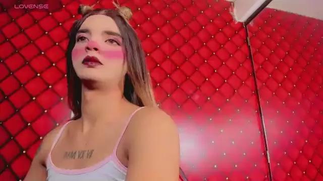 MIAHOT23CM —  #armpits #smoke #C2C #cum #ass #feet #amateur