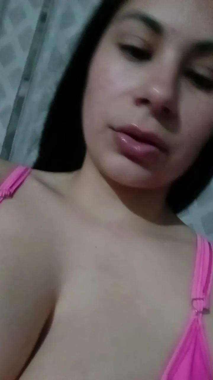 Miayael98 — Freechat on Cam4