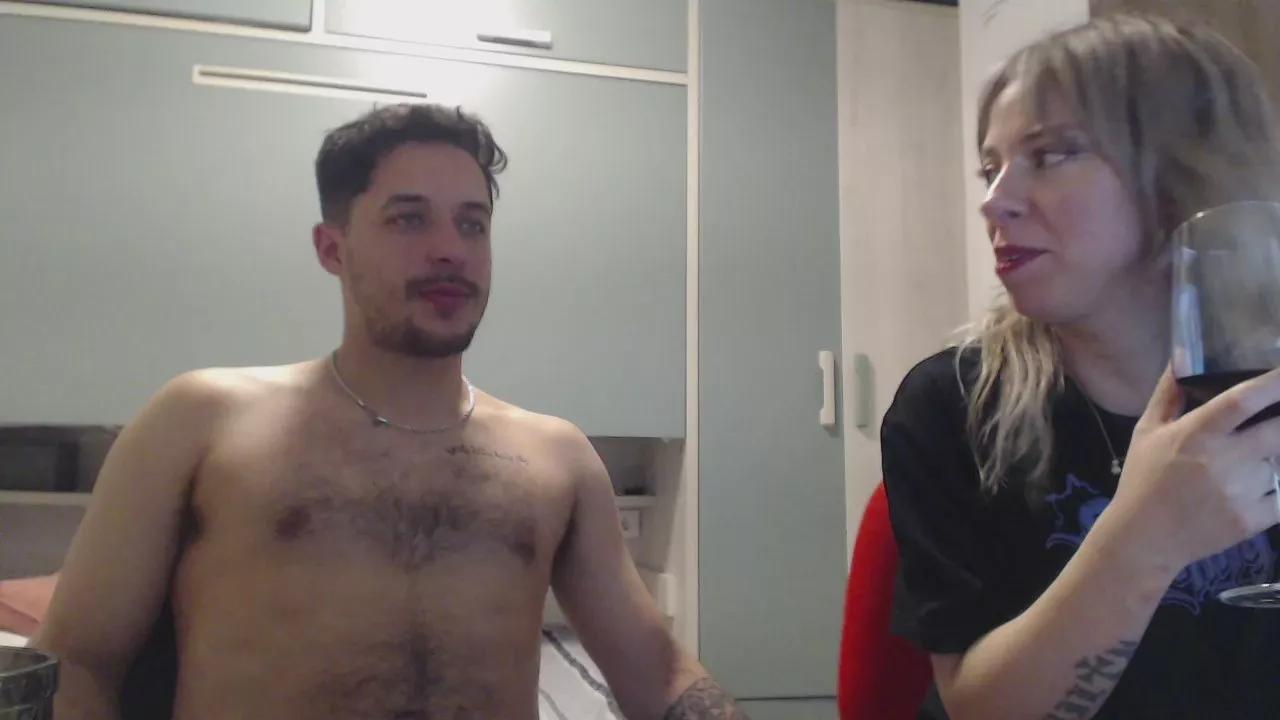 MiaYLeo on Cam4 