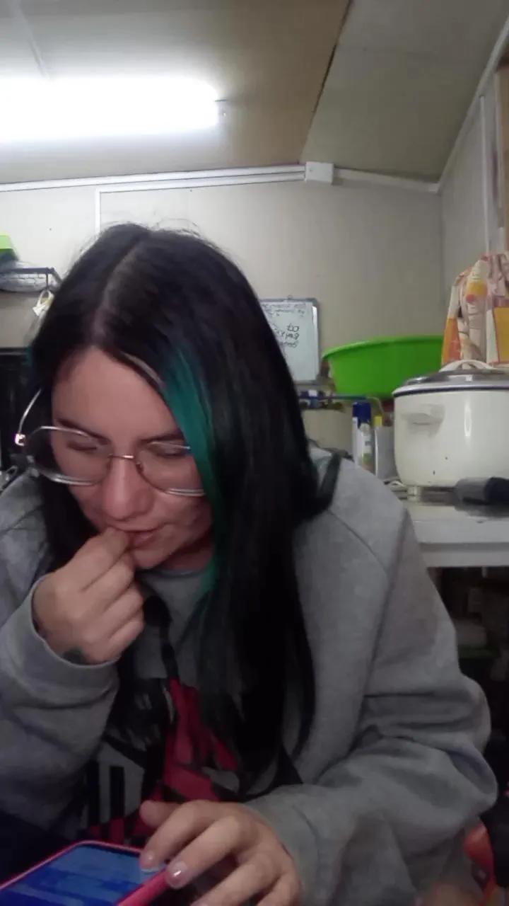 miichellemalv on Cam4 