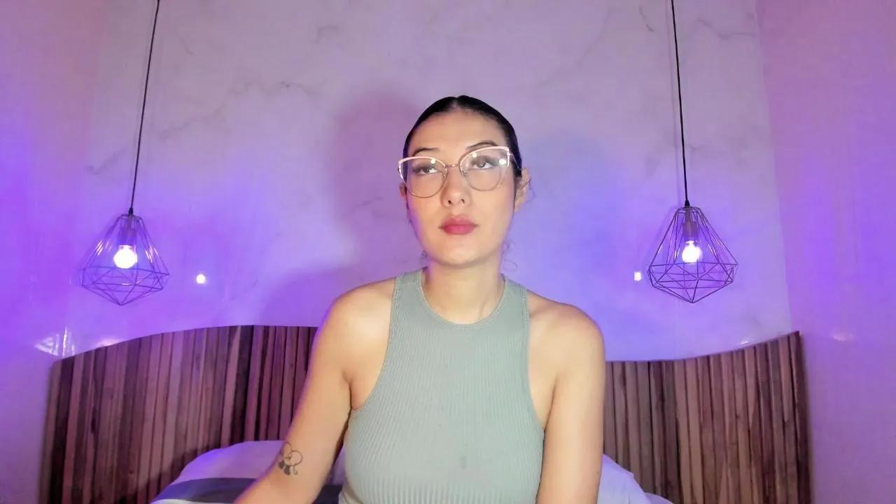 miisaki_ on Cam4