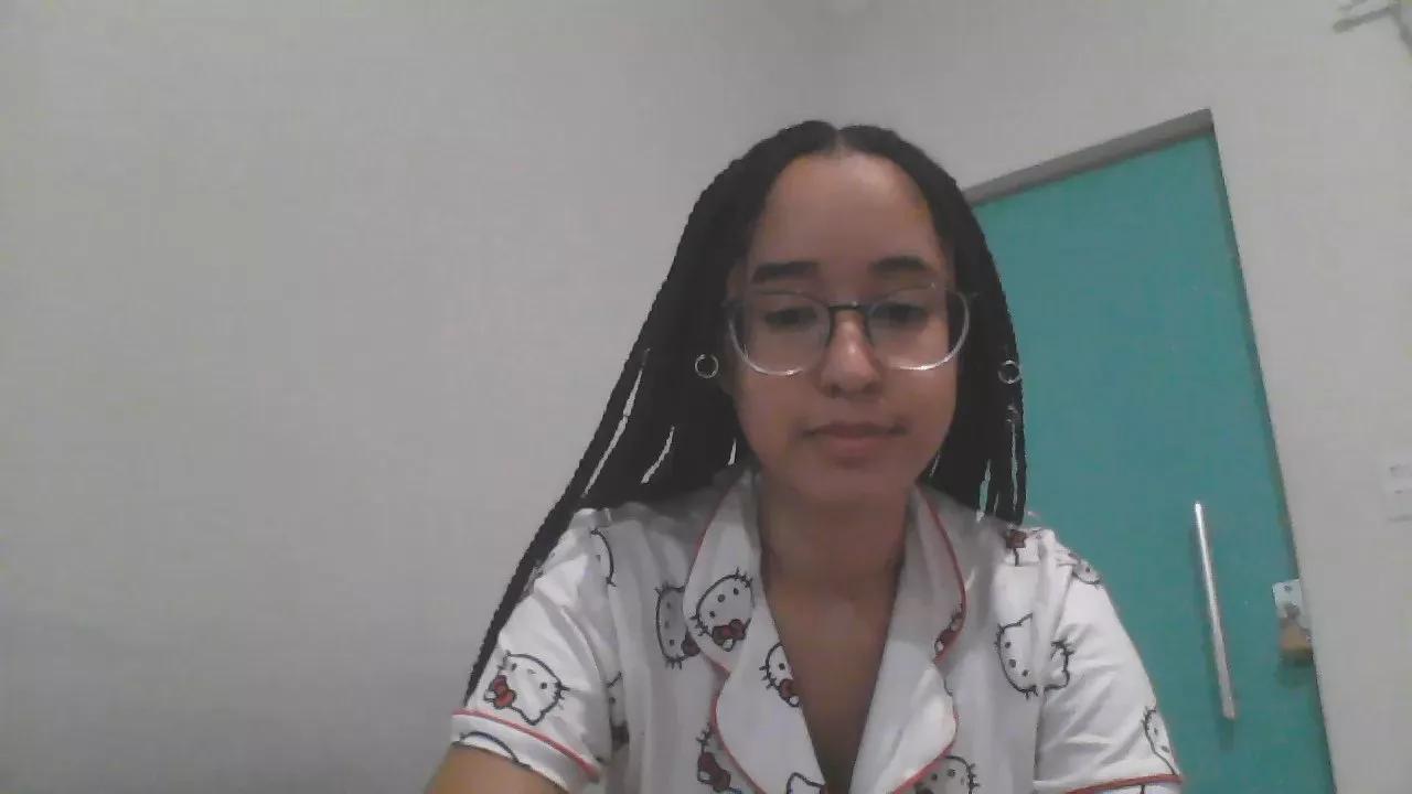 Milyy99 on Cam4 