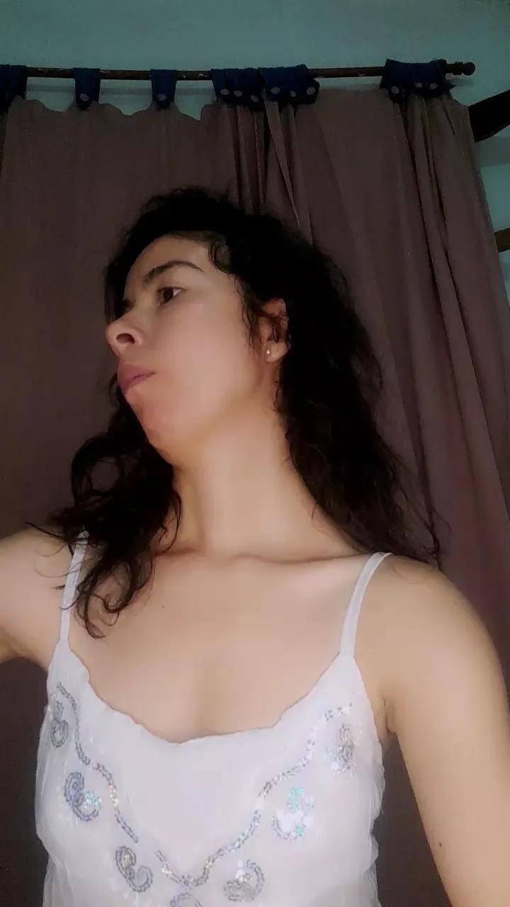 Offline minina88hott on Cam4