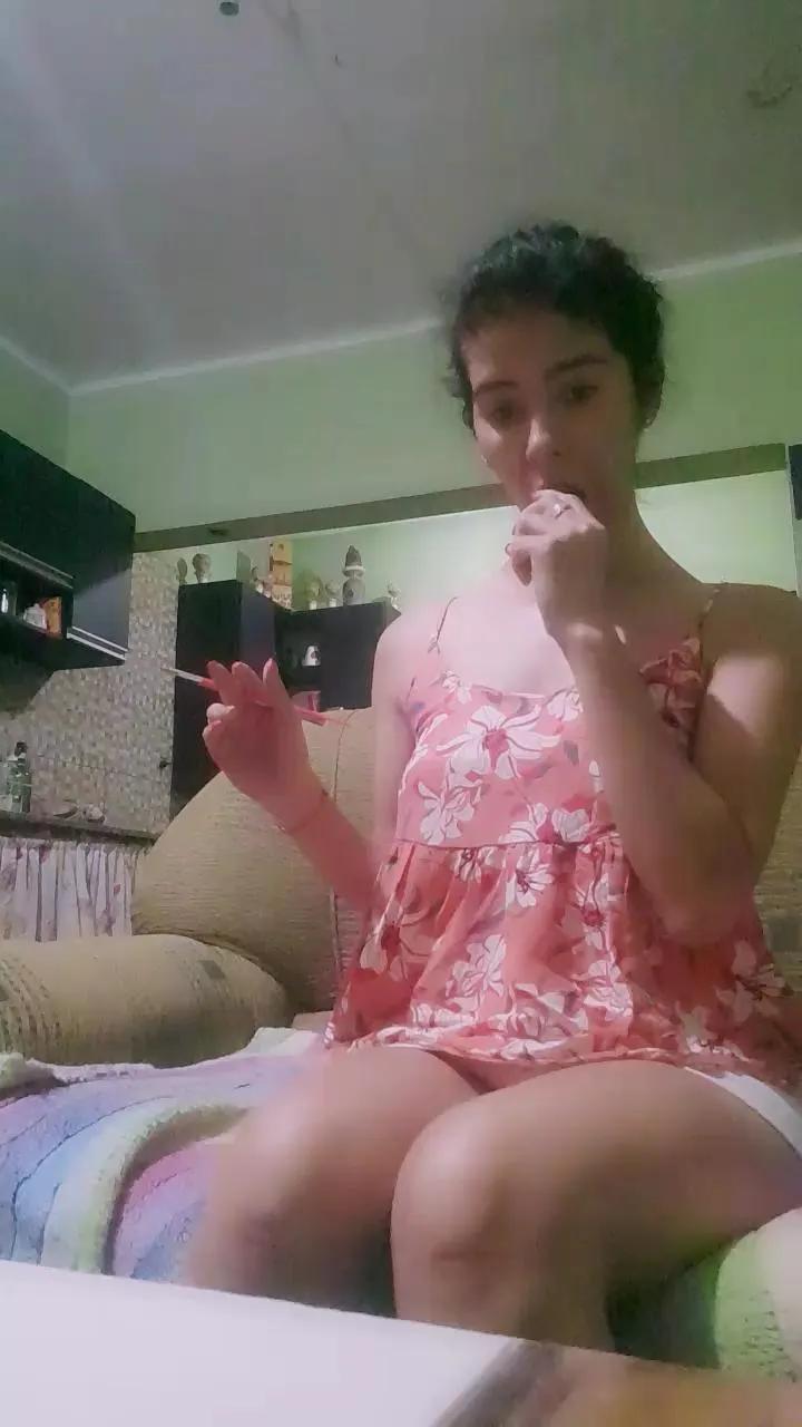 Offline minina88hott on Cam4