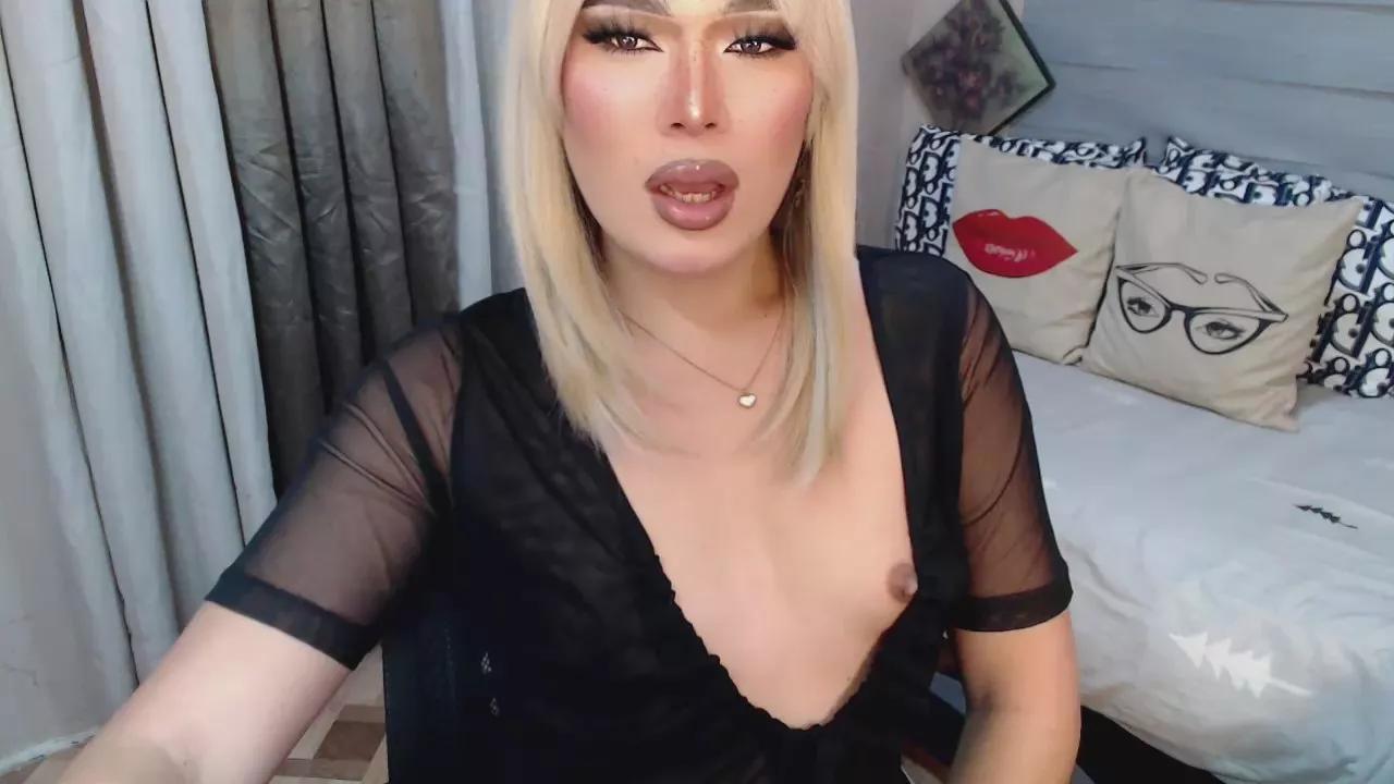 Miss_avacroft on Cam4 