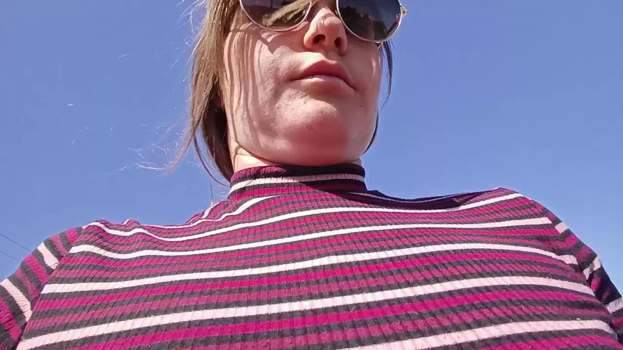 Offline Miss_fantasy_ on Cam4