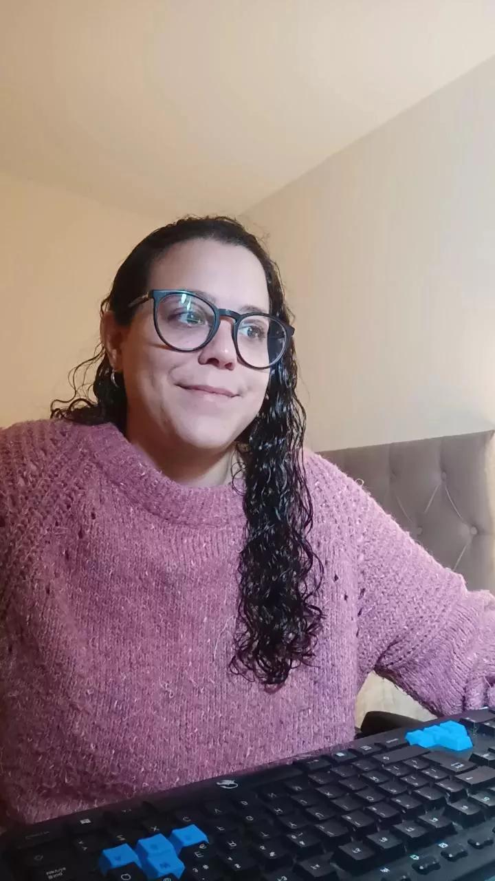 Offline Missblume93 on Cam4