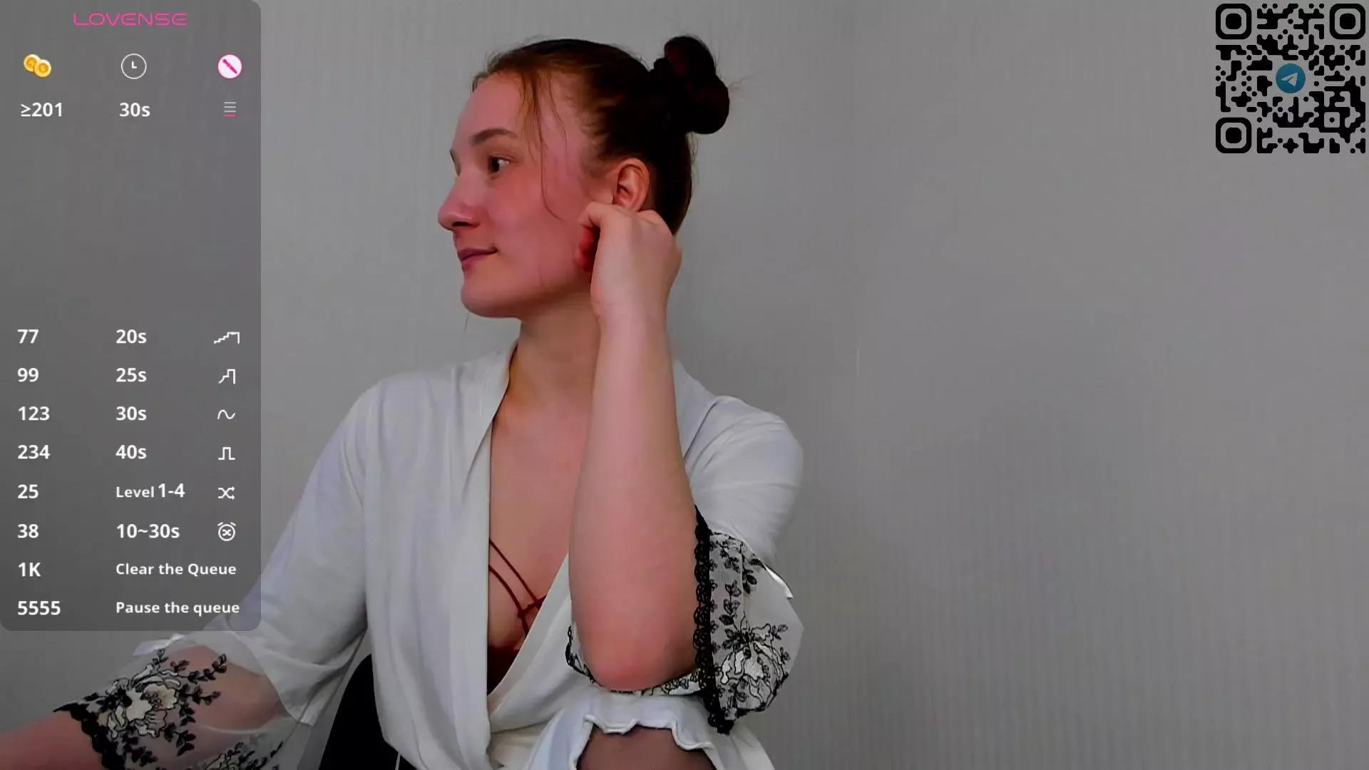 MissFoxys on Cam4 