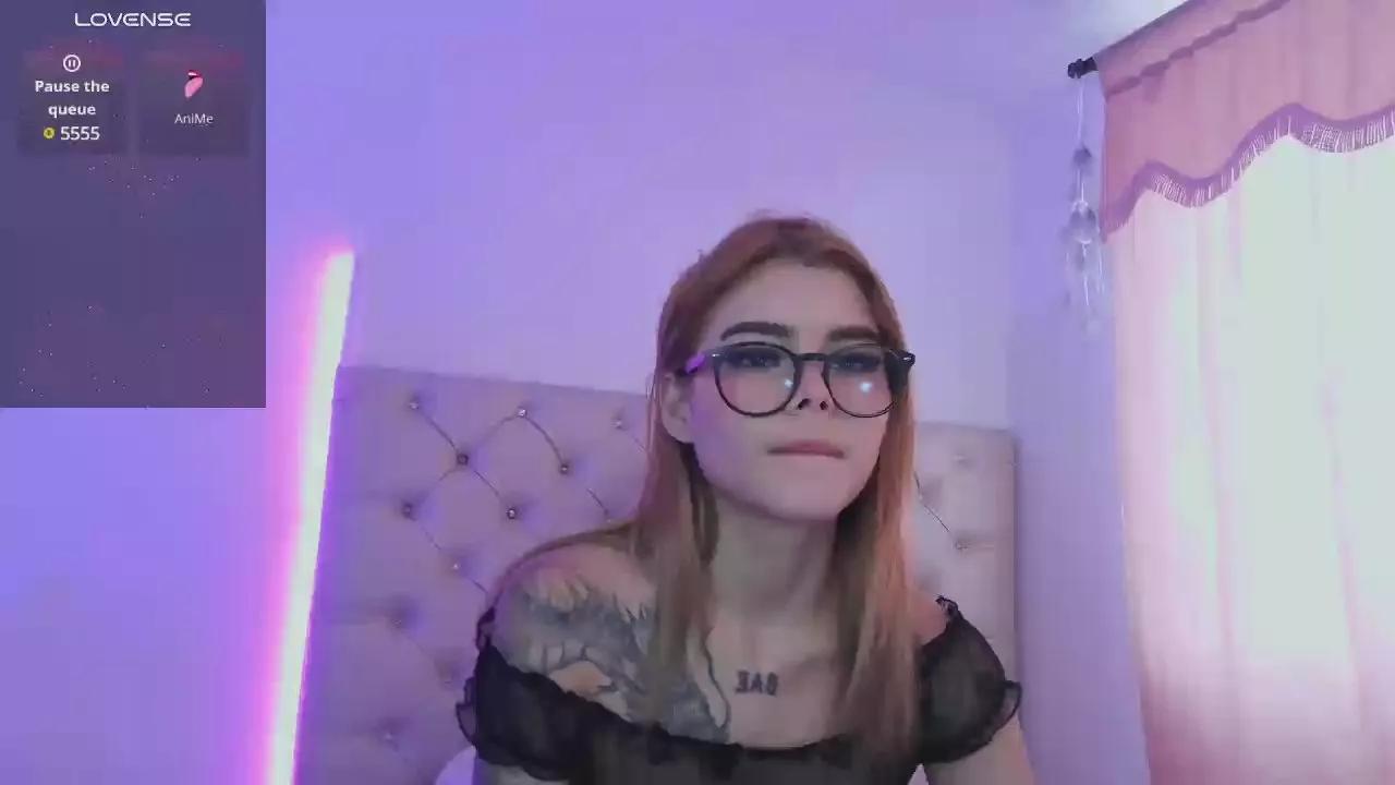 Offline MissKatiia on Cam4