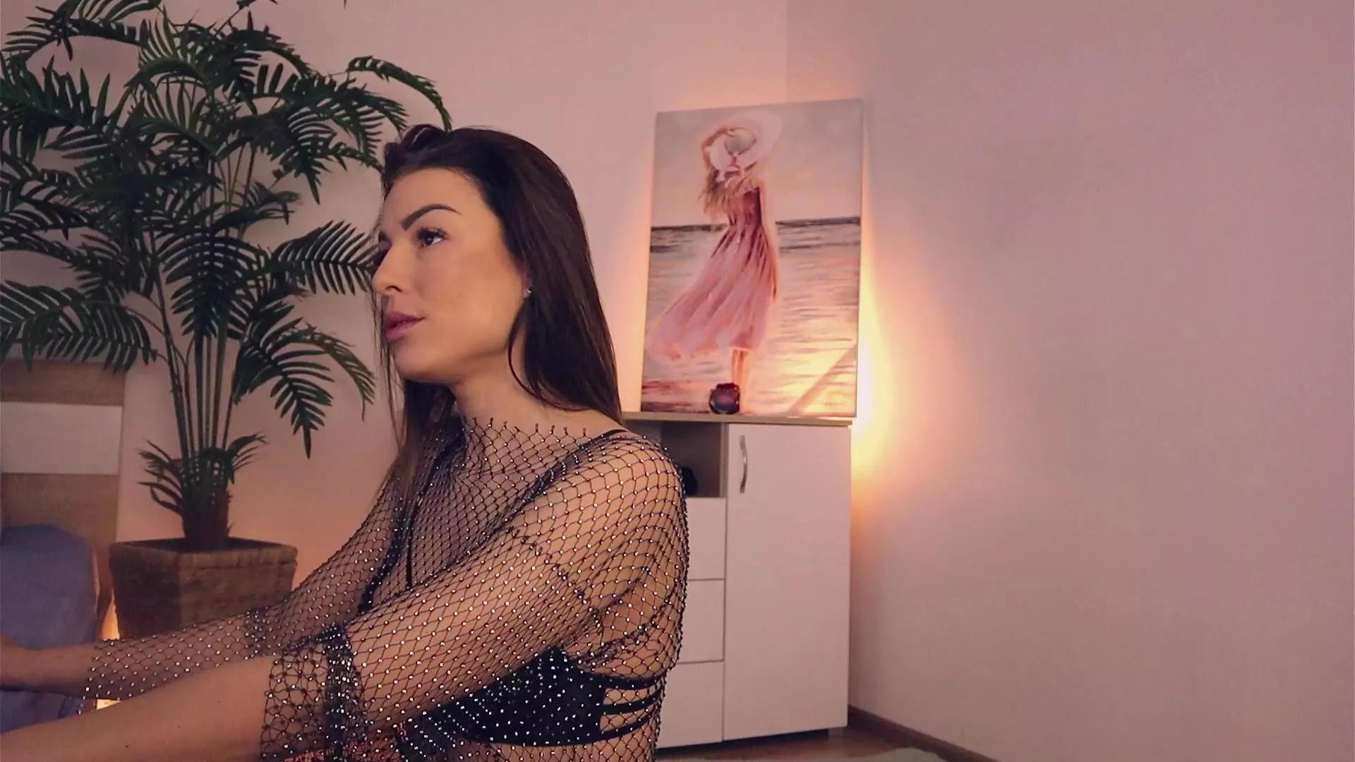 MissLullu on Cam4 