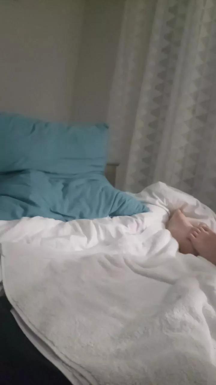 MoiEtLui56 on Cam4 
