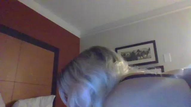 Offline mollymoonsex on Cam4