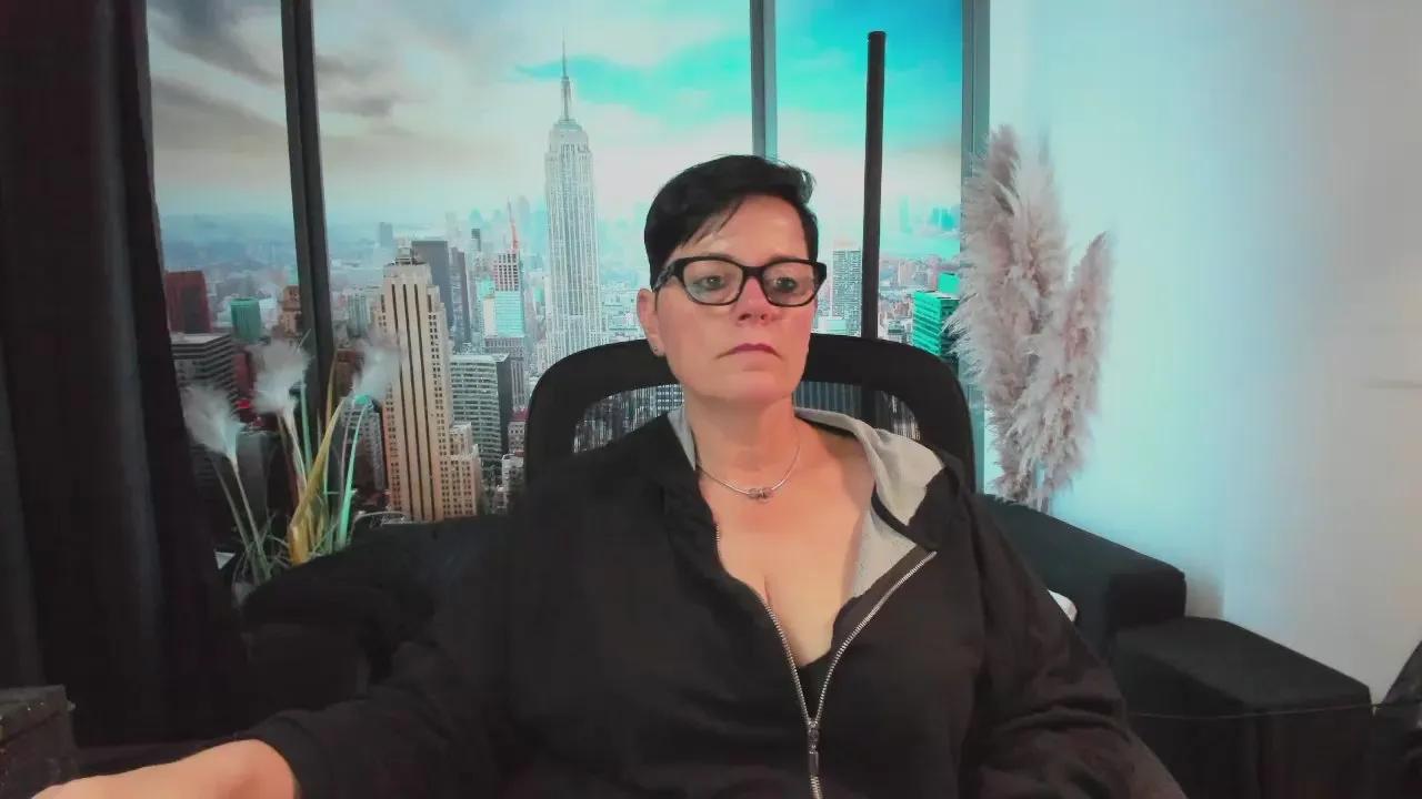 Cam4 MollySun2 is Freechat MollySun2 —  #C2C #ass #hairy #bigtits #bigass #milf #bbw