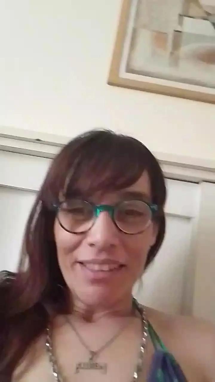 Moon004 on Cam4 