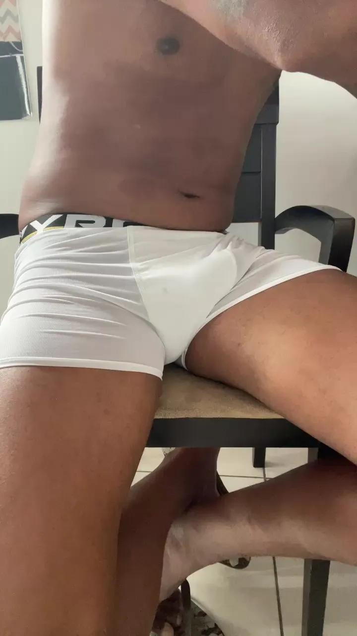 Offline morenolongo98 on Cam4
