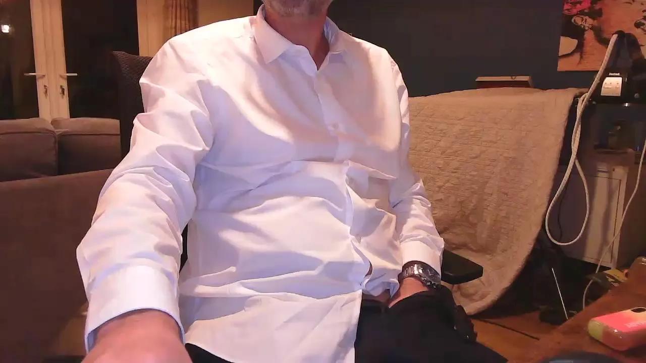 Mr_Average_UK —  #masturbation #C2C #cum #amateur