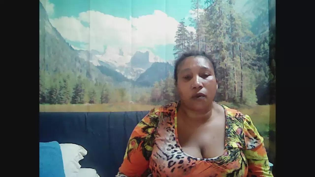 Offline mysticeboney69 on Cam4