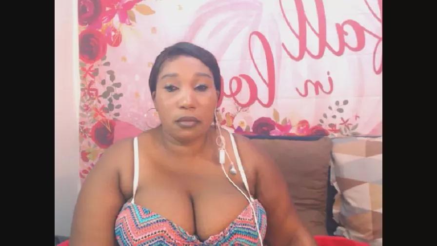 Offline mysticeboney69 on Cam4
