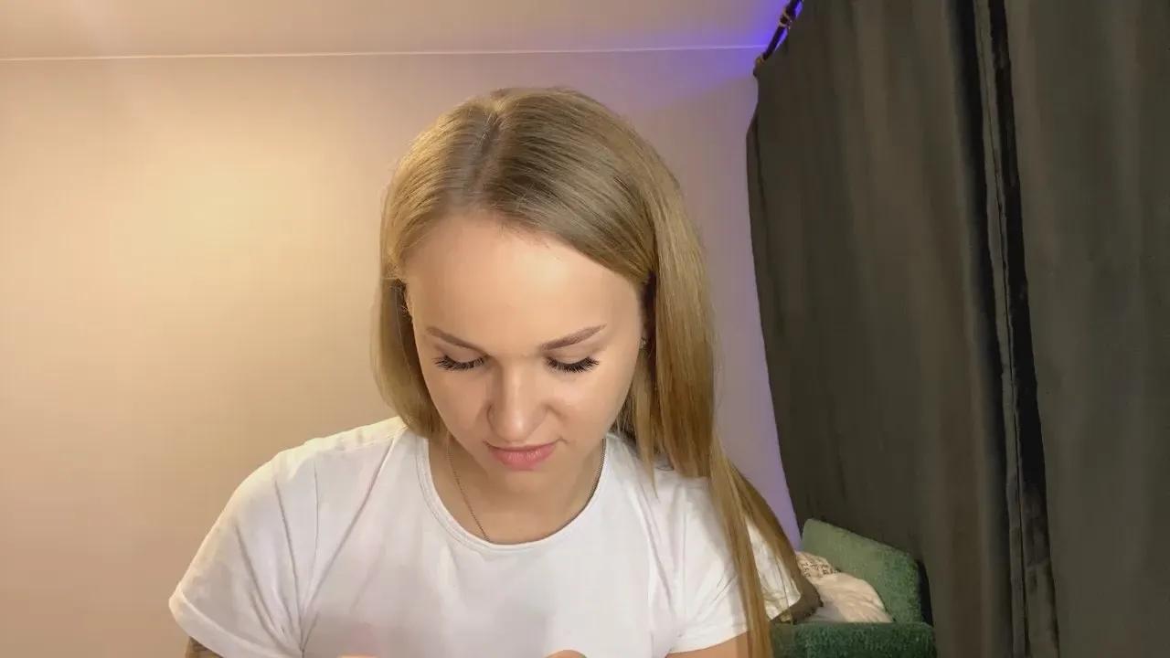 Offline NanceeEar on Cam4