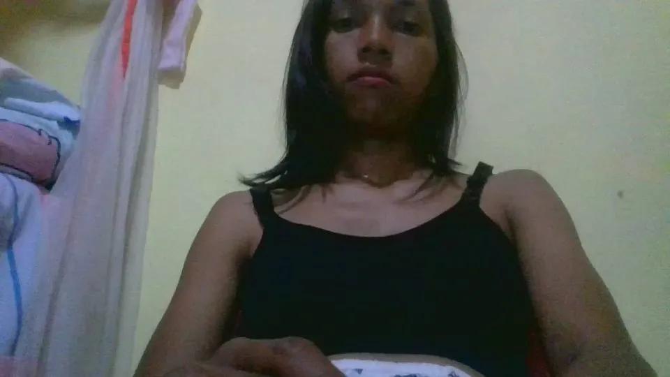 Offline NancyZhou on Cam4