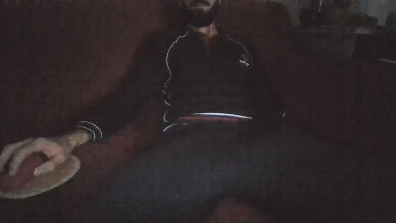 Offline naturist_XL on Cam4