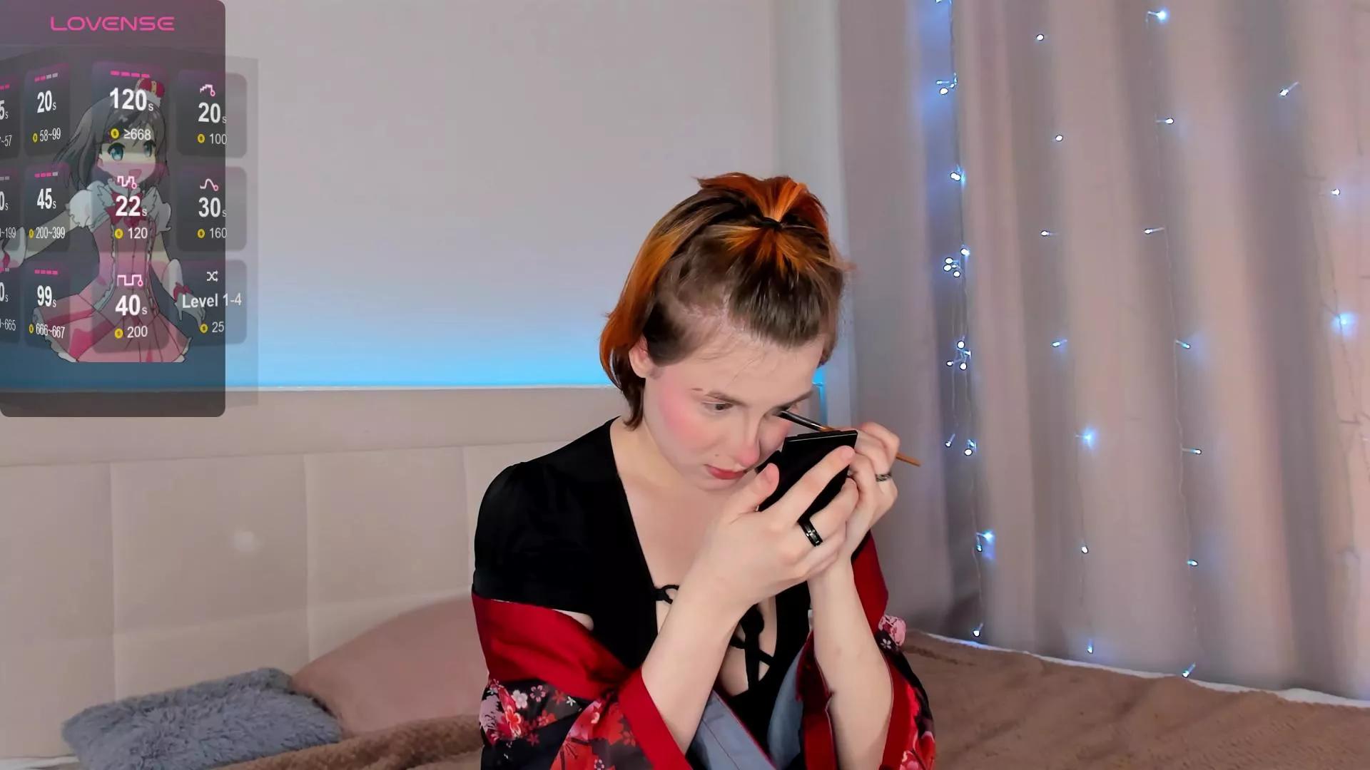 Naughty_alise on Cam4 