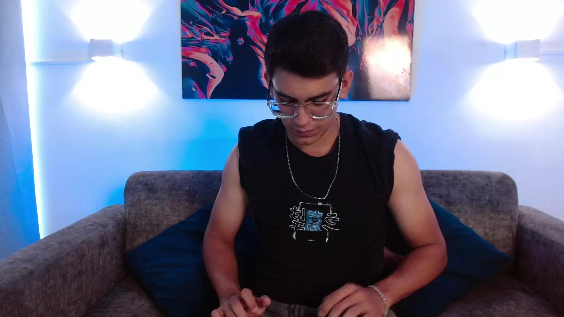 NickkHunter on Cam4 