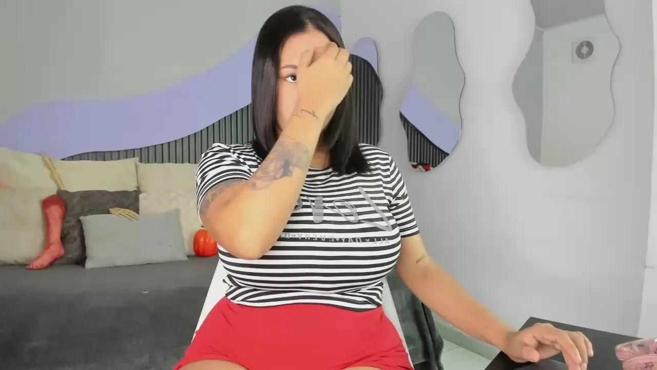 Offline Nicolle_Mariee on Cam4