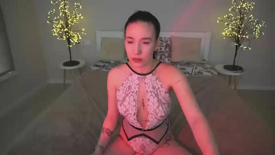 NikkiNikkis
