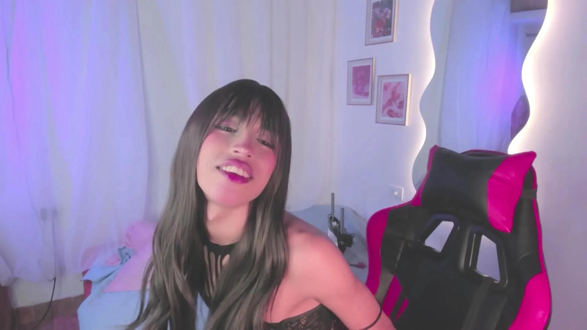 Nikkita_Dragon on Cam4 