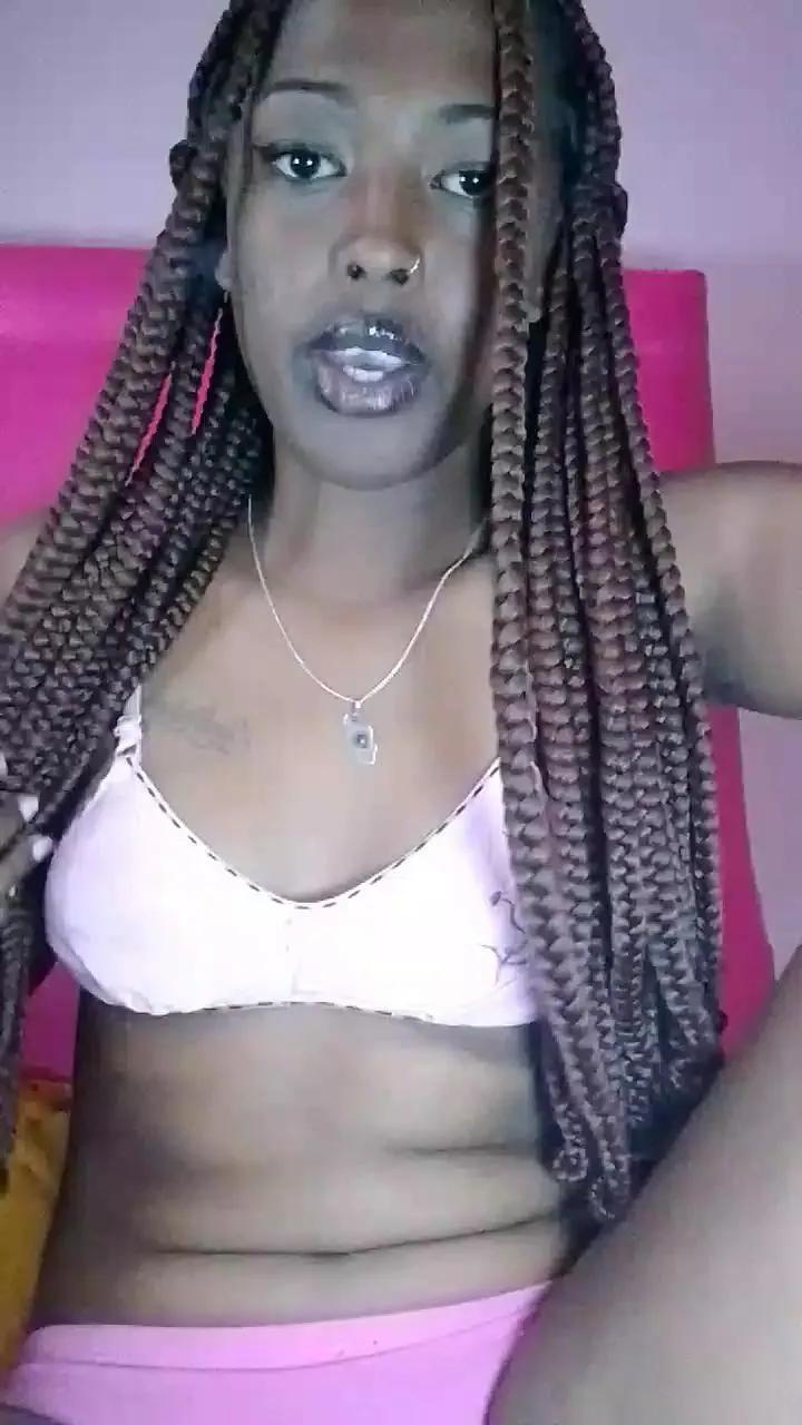 NinahML on Cam4 