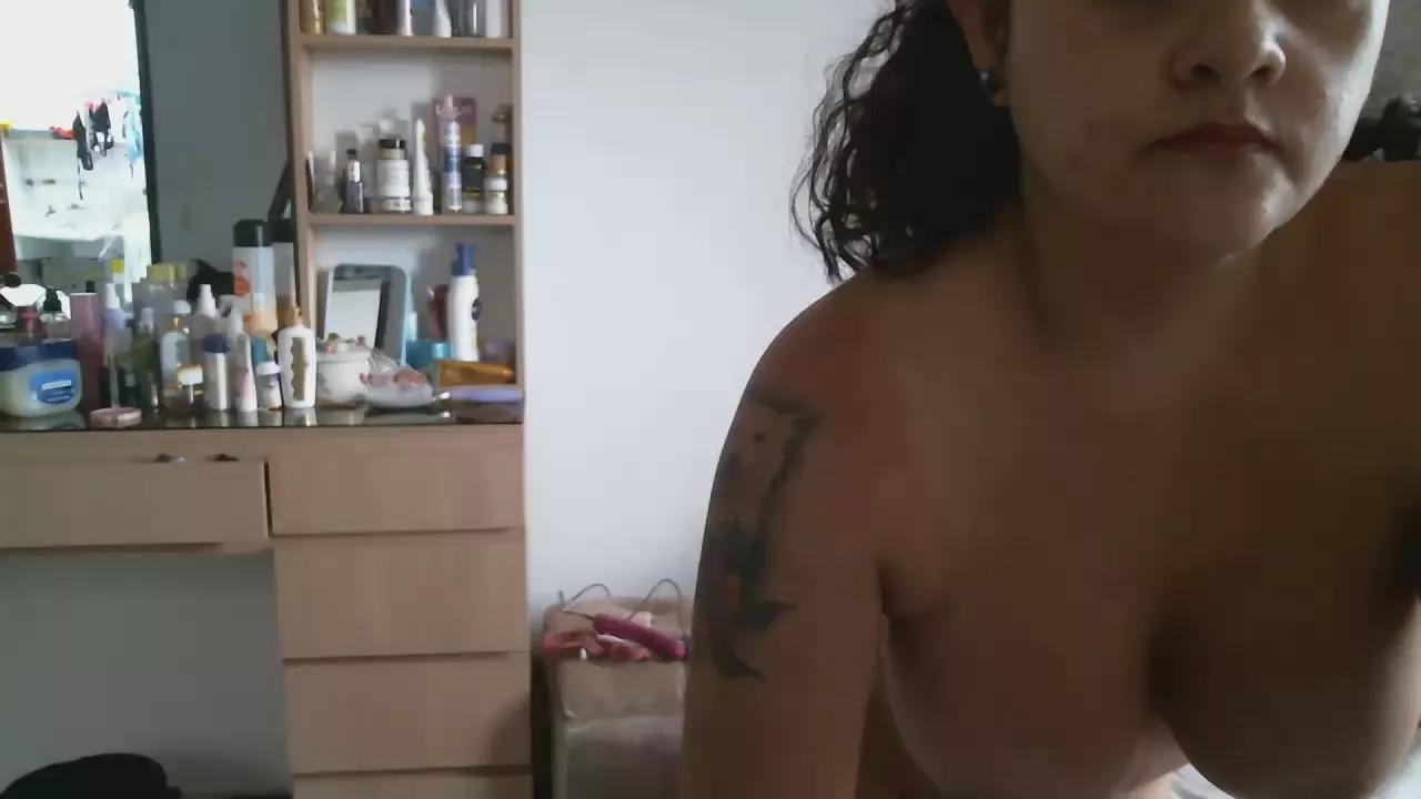 ninfomana420 on Cam4 