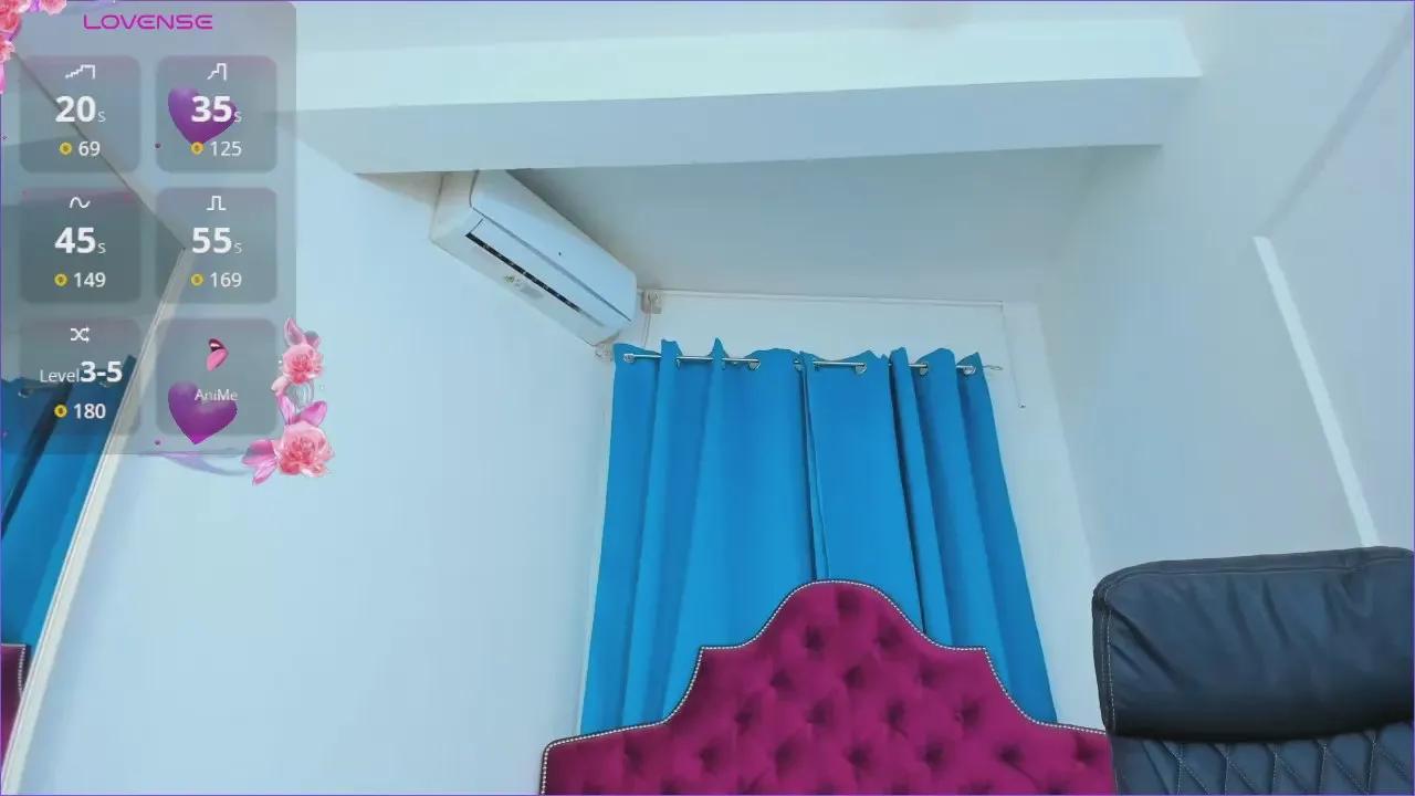 ninnadee on Cam4 