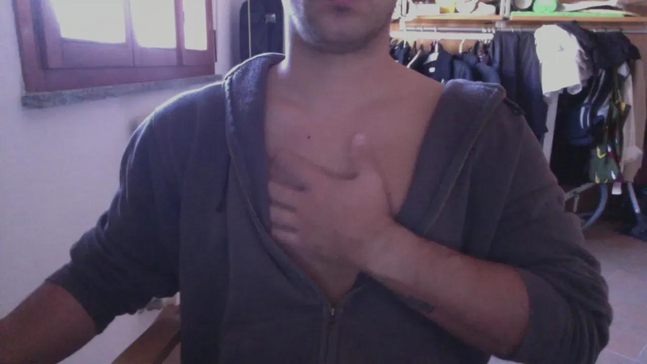 nitrorx —  #feet #ass #striptease #masturbation #C2C #amateur